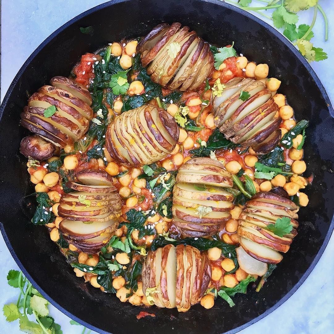 Crispy Hasselback Potatoes with Creamy Centers