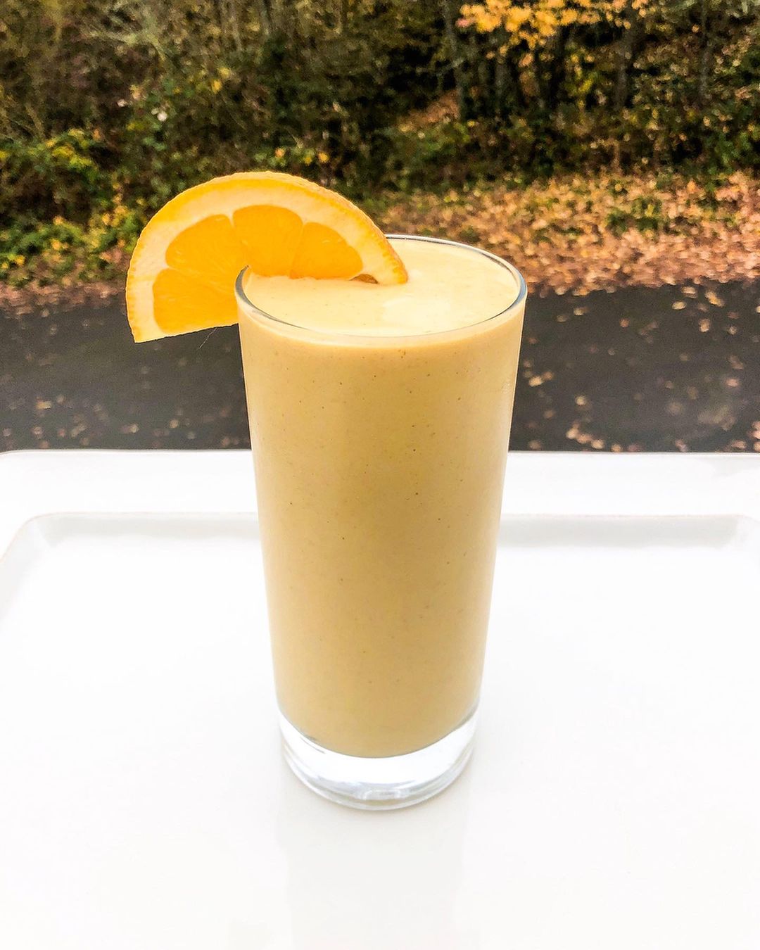 Vanilla Ka'Chava Mango Banana Smoothie