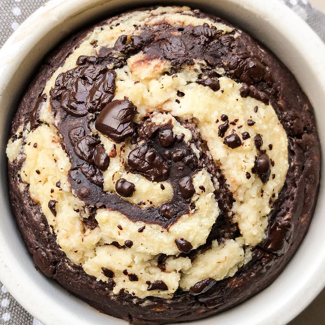 Chocolate Cheesecake Baked Oats