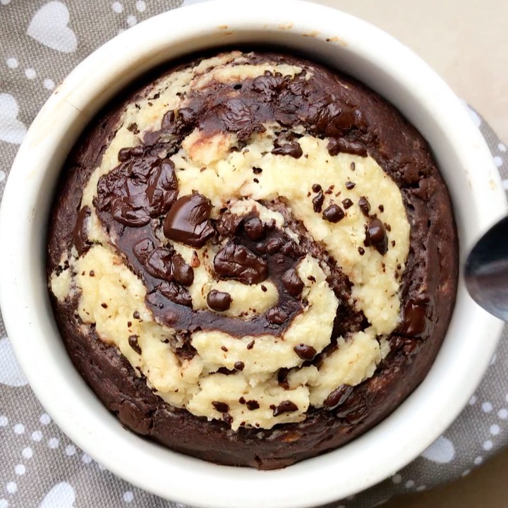 Chocolate Cheesecake Baked Oats