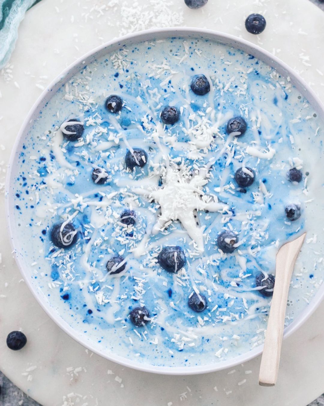 Frozen 2 Smoothie Bowl