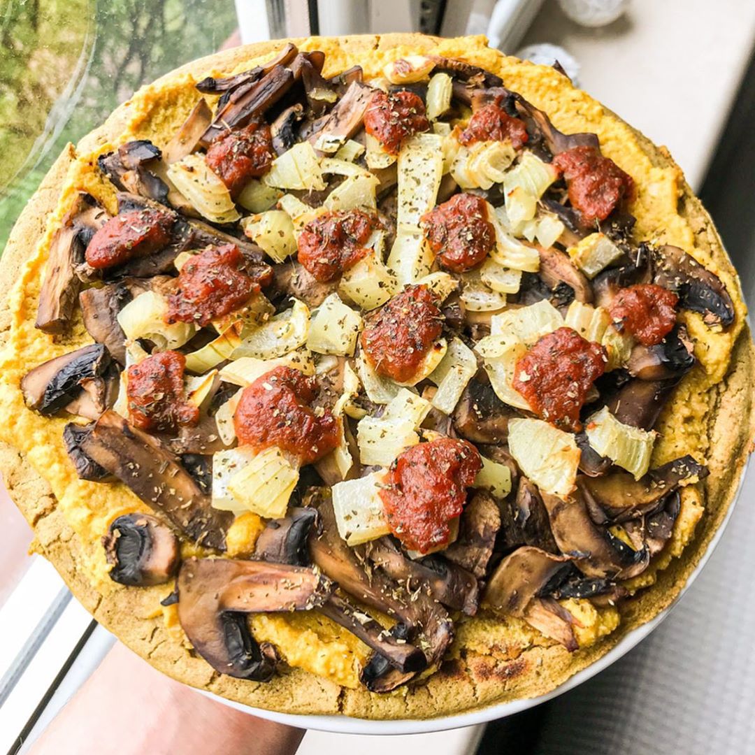 Vegan Pizza Omelette with Toppings