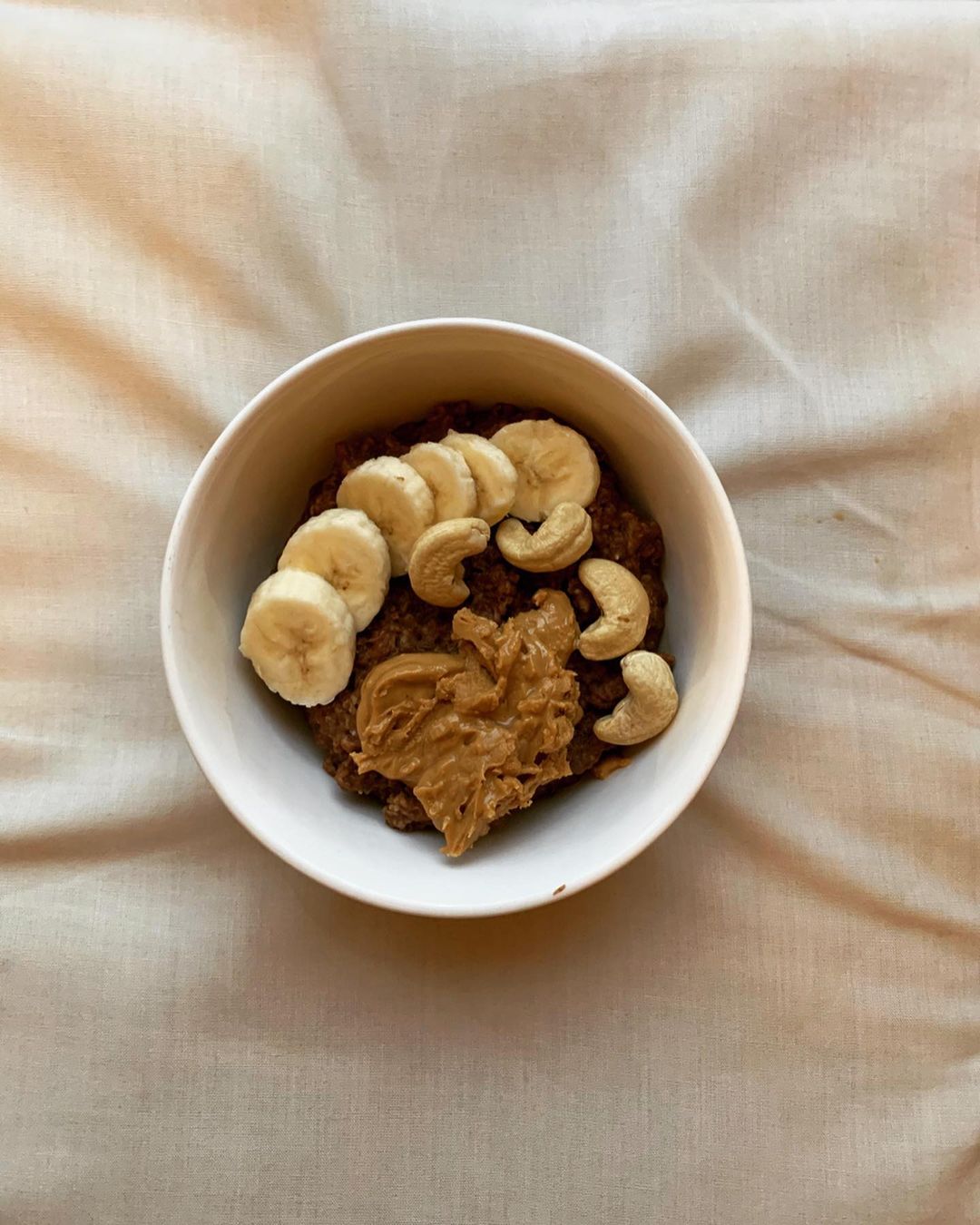 Healthy Oats Bowl with Chia Seeds and Cacao