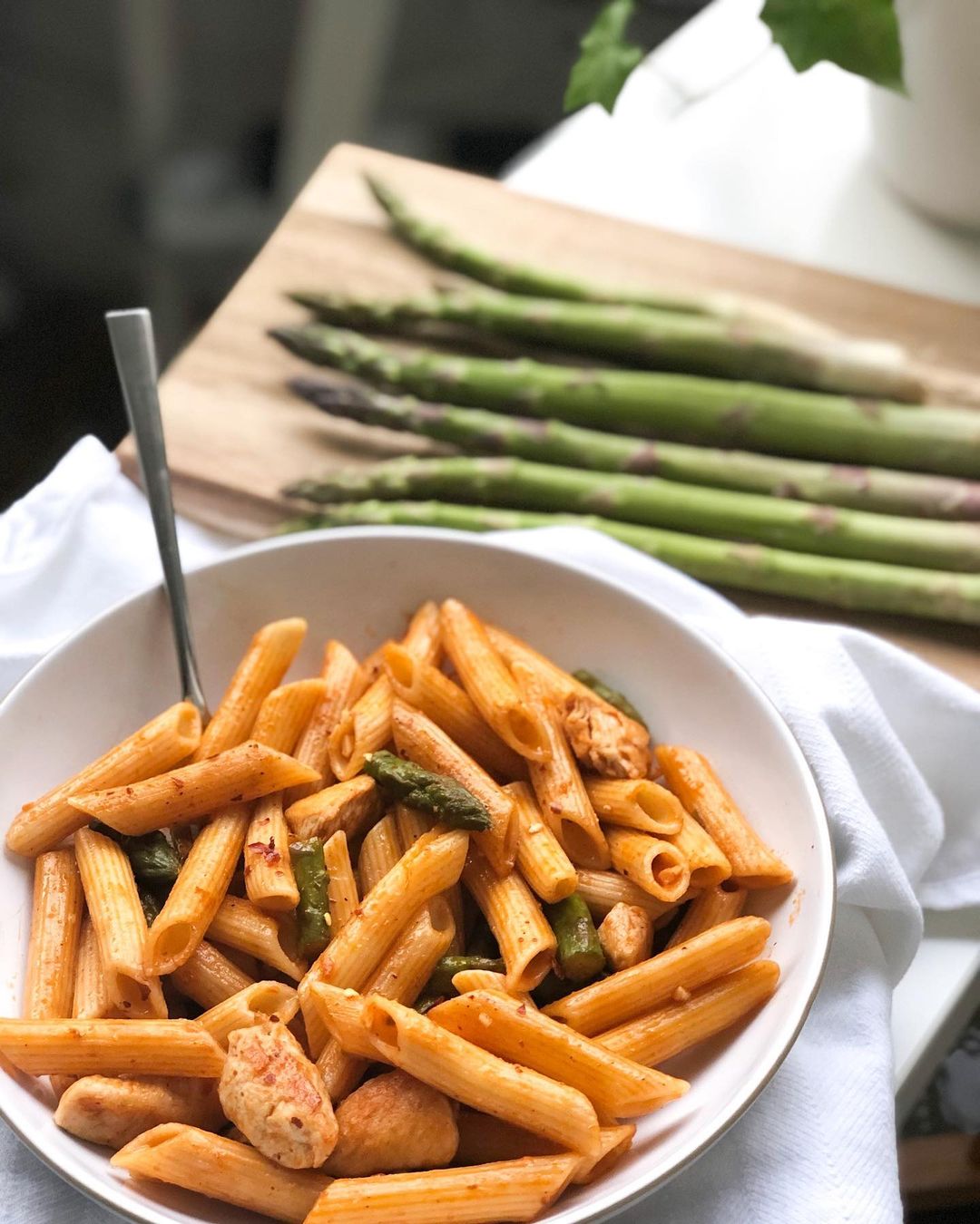 Penne with Crispy Asparagus and Chicken