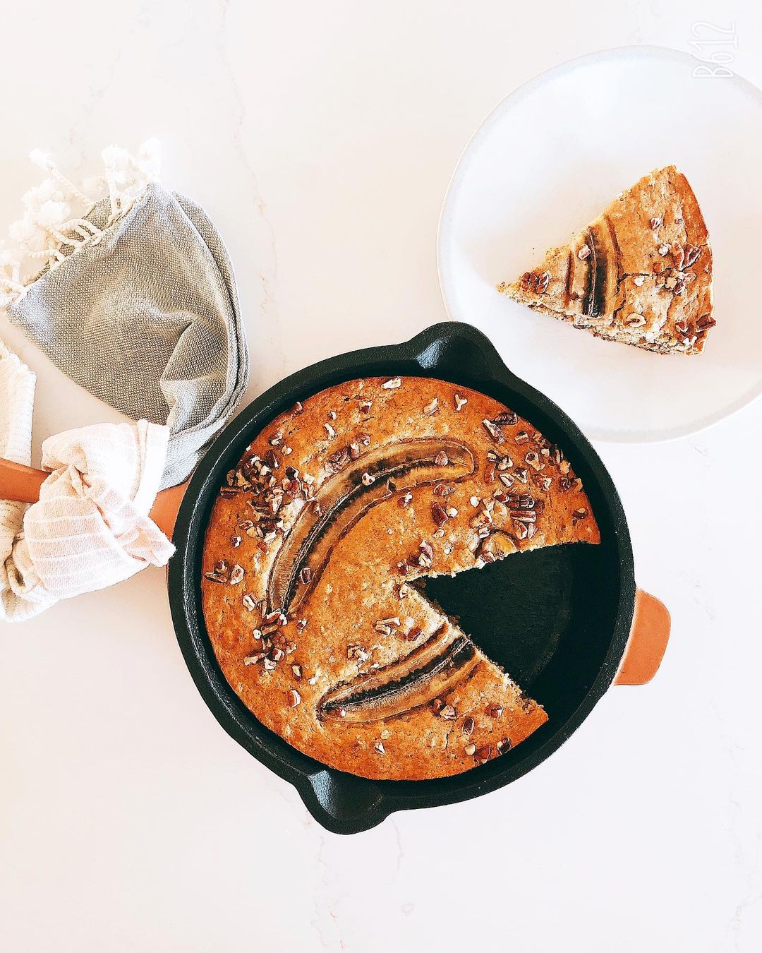 Vegan Banana Bread with Tahini and Almond Flour