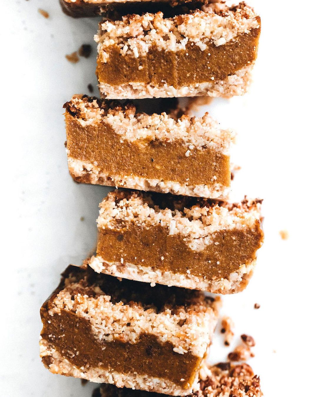 Pumpkin Pie Crumble Bars
