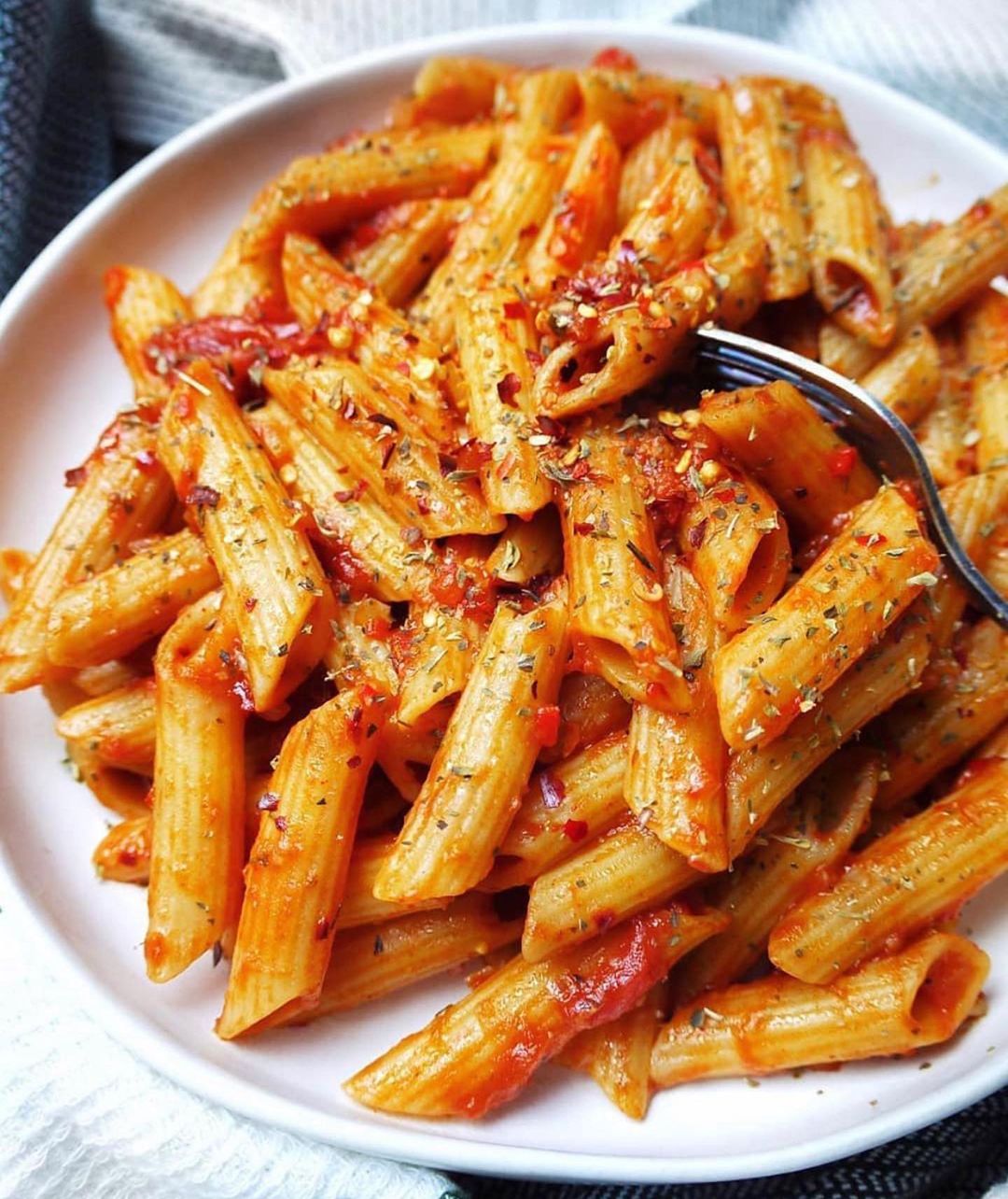 Spicy Penne Pasta with Arrabbiata Sauce