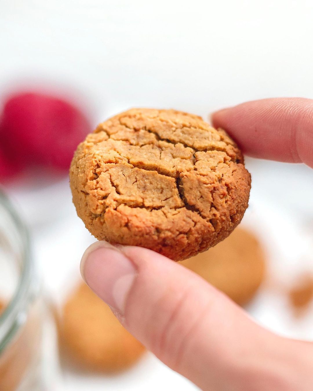 Super Easy Almond Cookies in Minutes