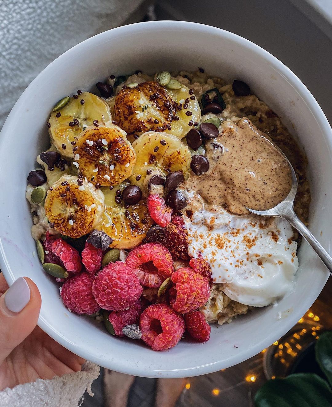 Creamy Loaded Overnight Oatmeal Bowl