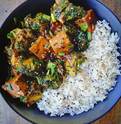 Chinese-Style Ginger Tofu Stir-Fry