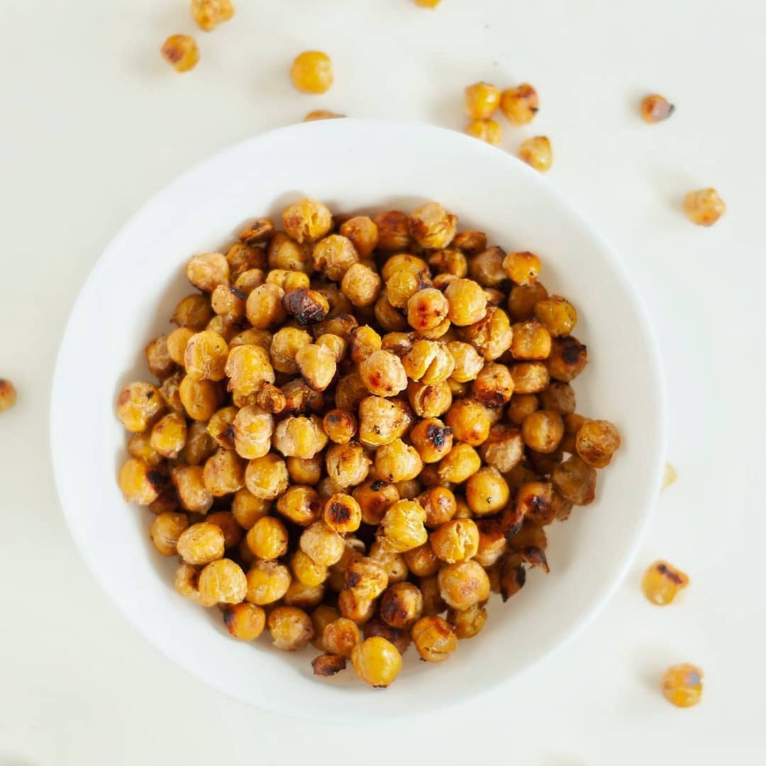 Lemon and Garlic Roasted Chickpeas