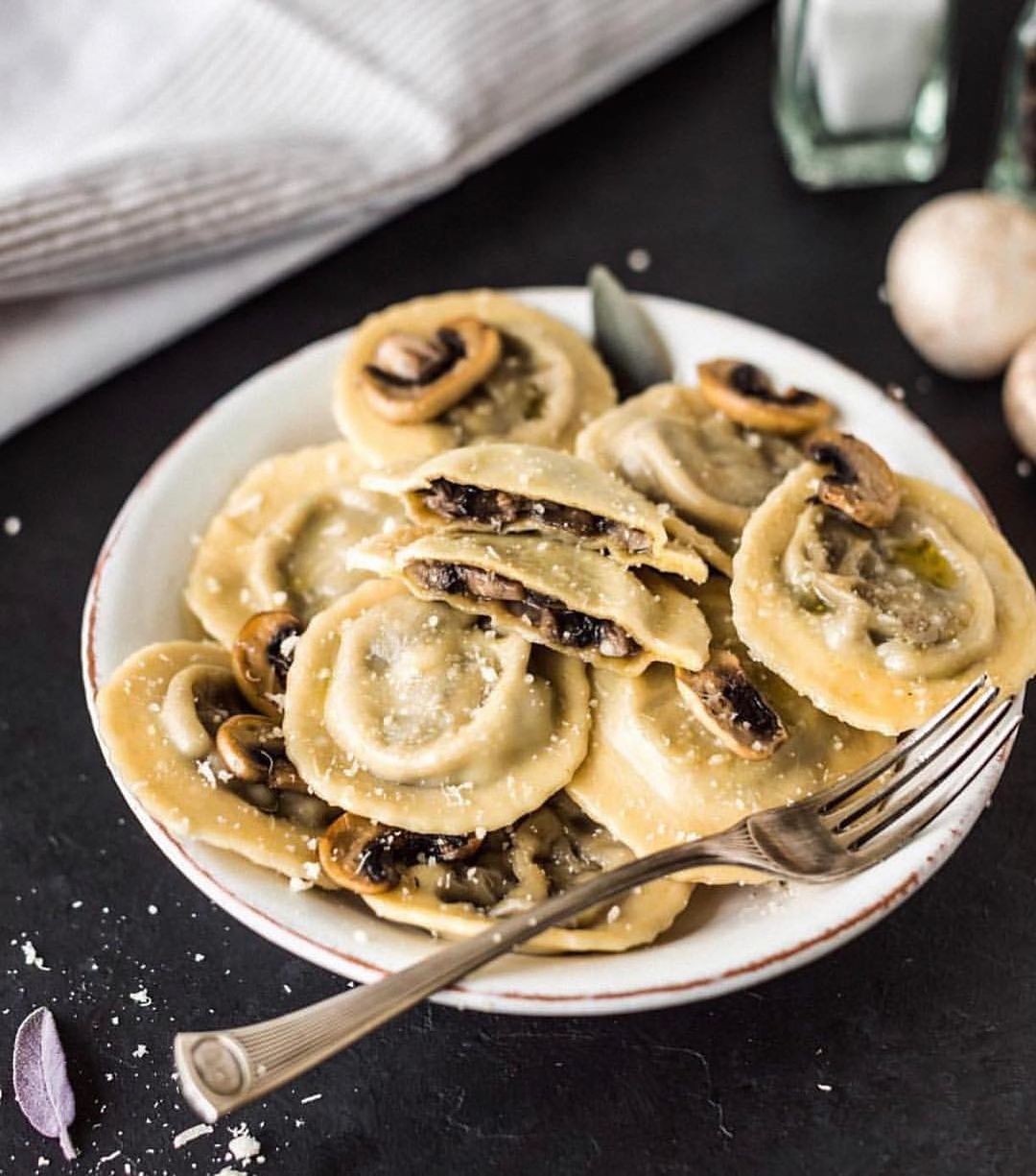 Ravioli with Creamy Mushroom Sauce