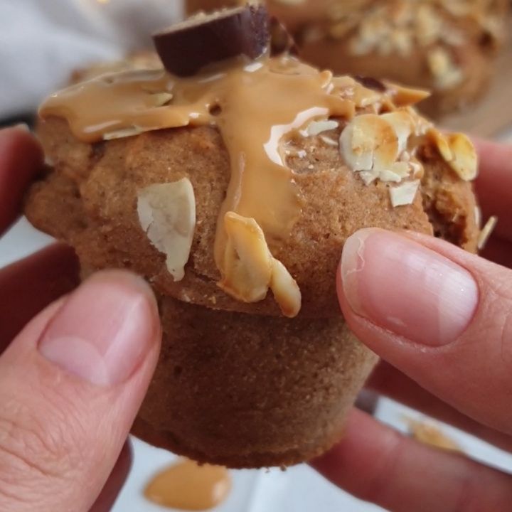Healthy Apple Cinnamon Muffins