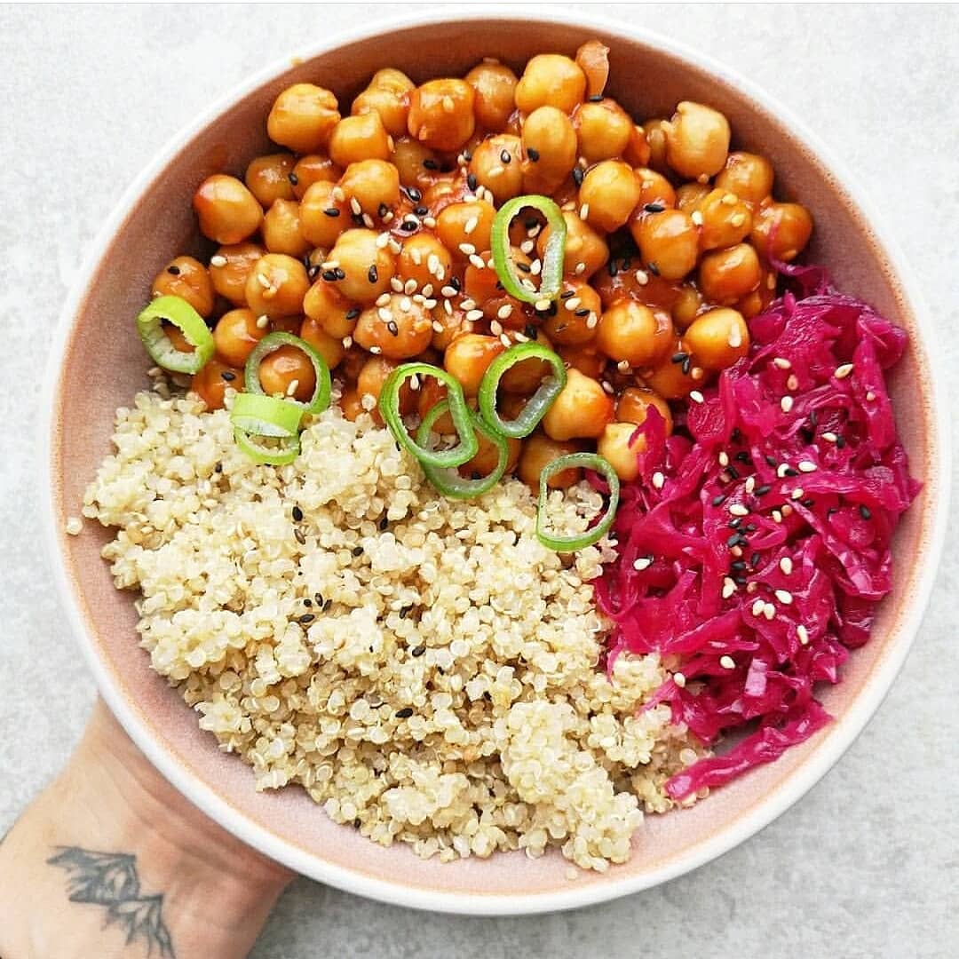 Easy Sticky Sesame Chickpeas Bowl