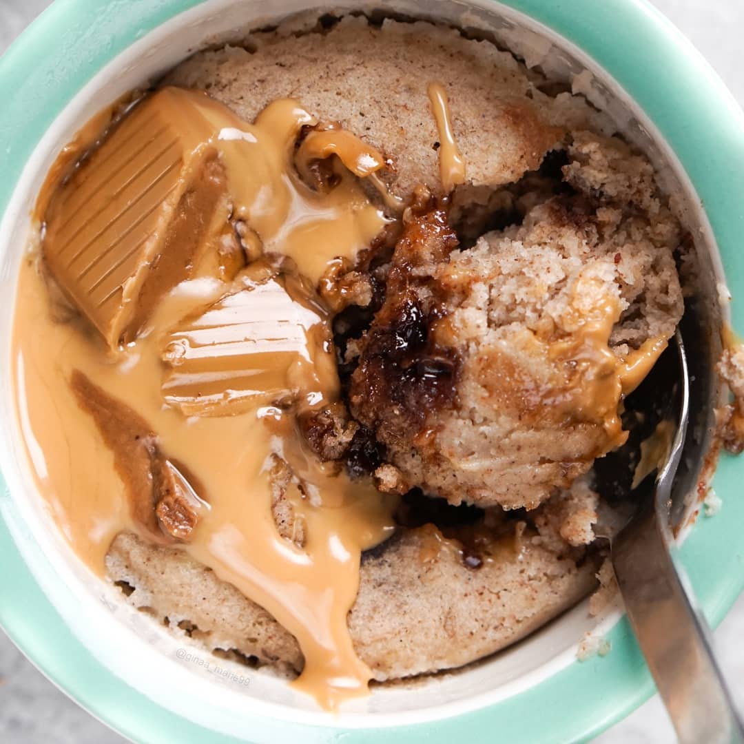 Easy Cinnamon Chocolate Mug Cake in Minutes