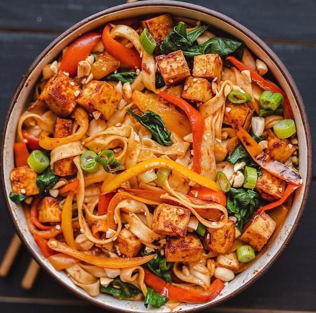 Tofu Vegetable Lo Mein