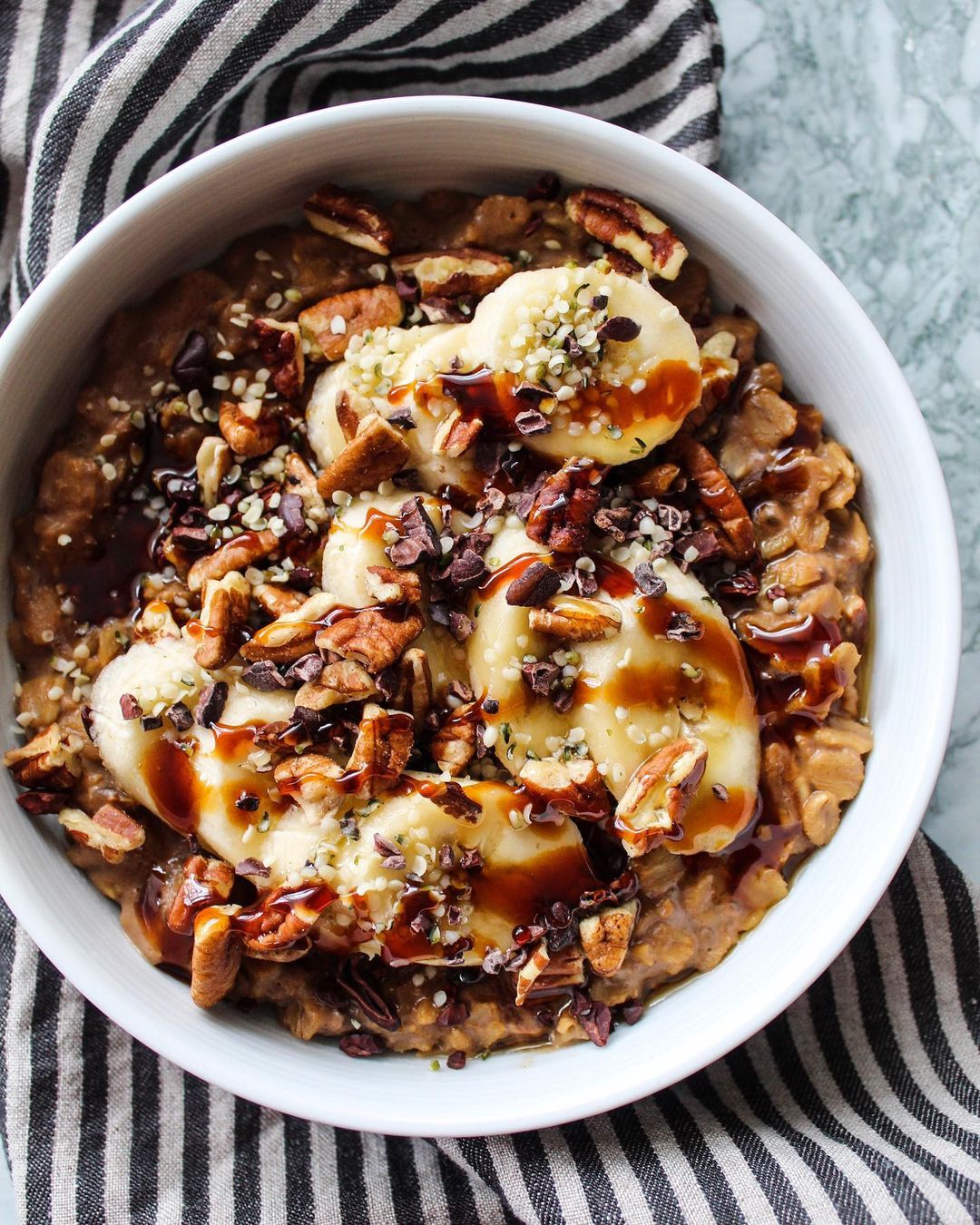 Pecan Pie Oatmeal Breakfast Treat