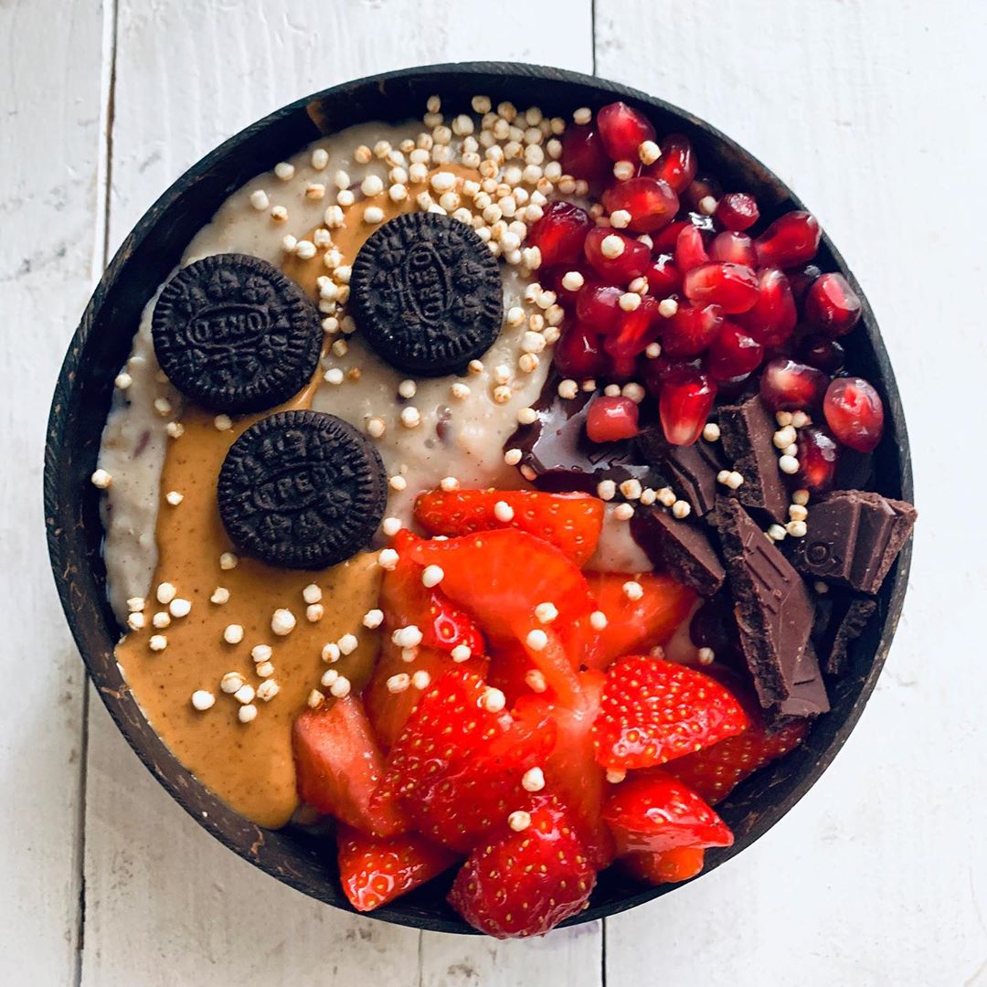 Healthy Oat Breakfast with Nutty Toppings