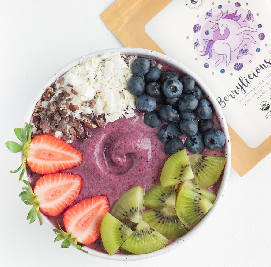 Healthy Berry Smoothie Bowl