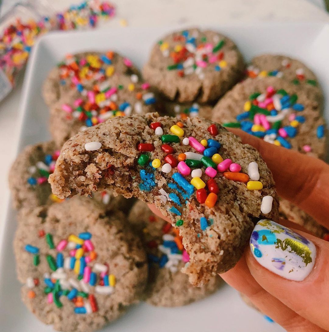 Vegan Low-Carb Sugar Cookies