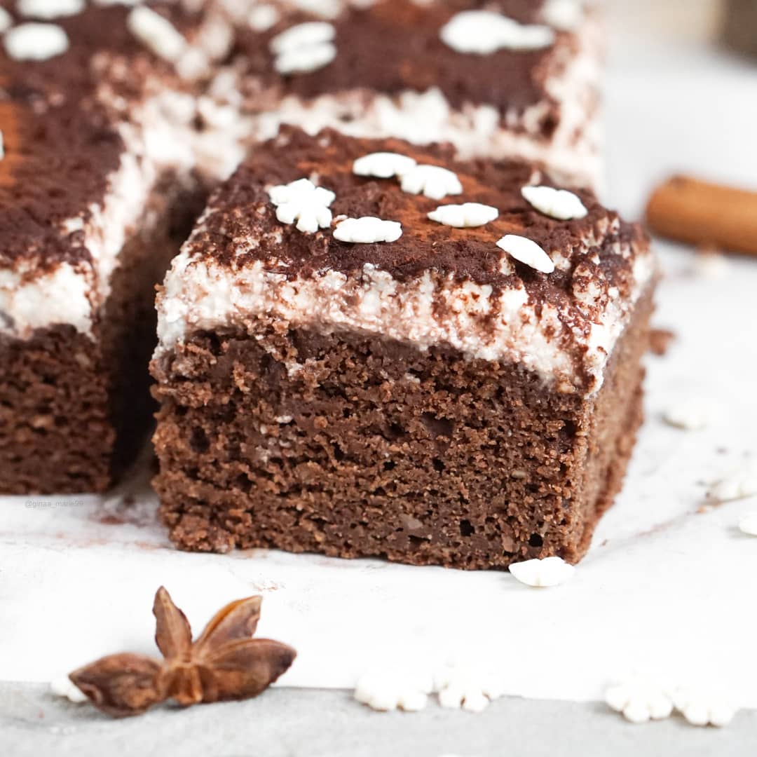Healthy Gluten-Free Gingerbread Cake with Cashew Frosting