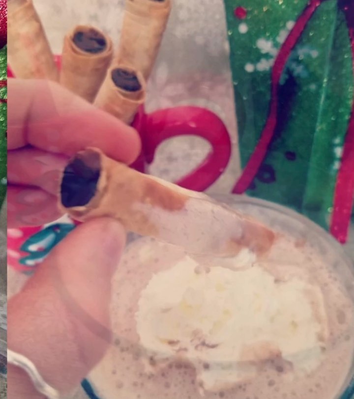 Keto Hot Chocolate with Pirouette Cookies