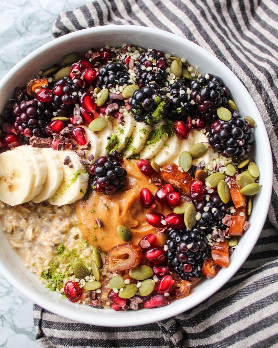 Quick Instant Oats Breakfast with Chia Seeds