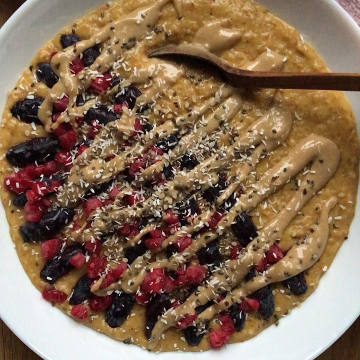 Vegan Oat and Fruit Smoothie Bowl