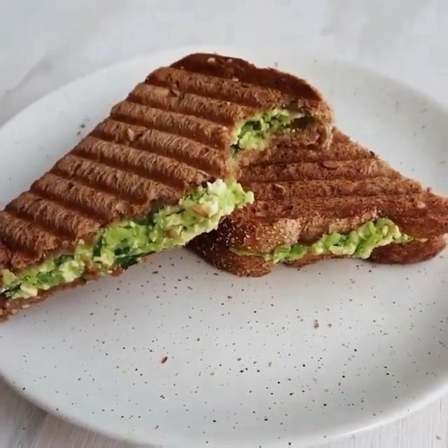 Vegan Avocado Toasts