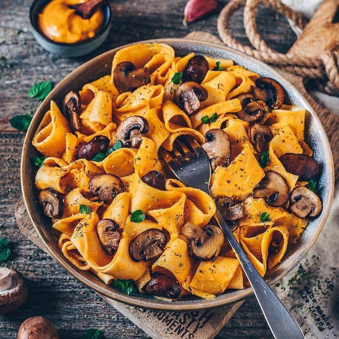 Pasta with Sweet Potato Sauce and Mushrooms