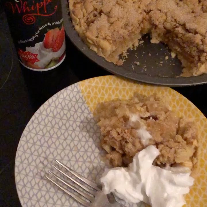 Apple Crumble Tart