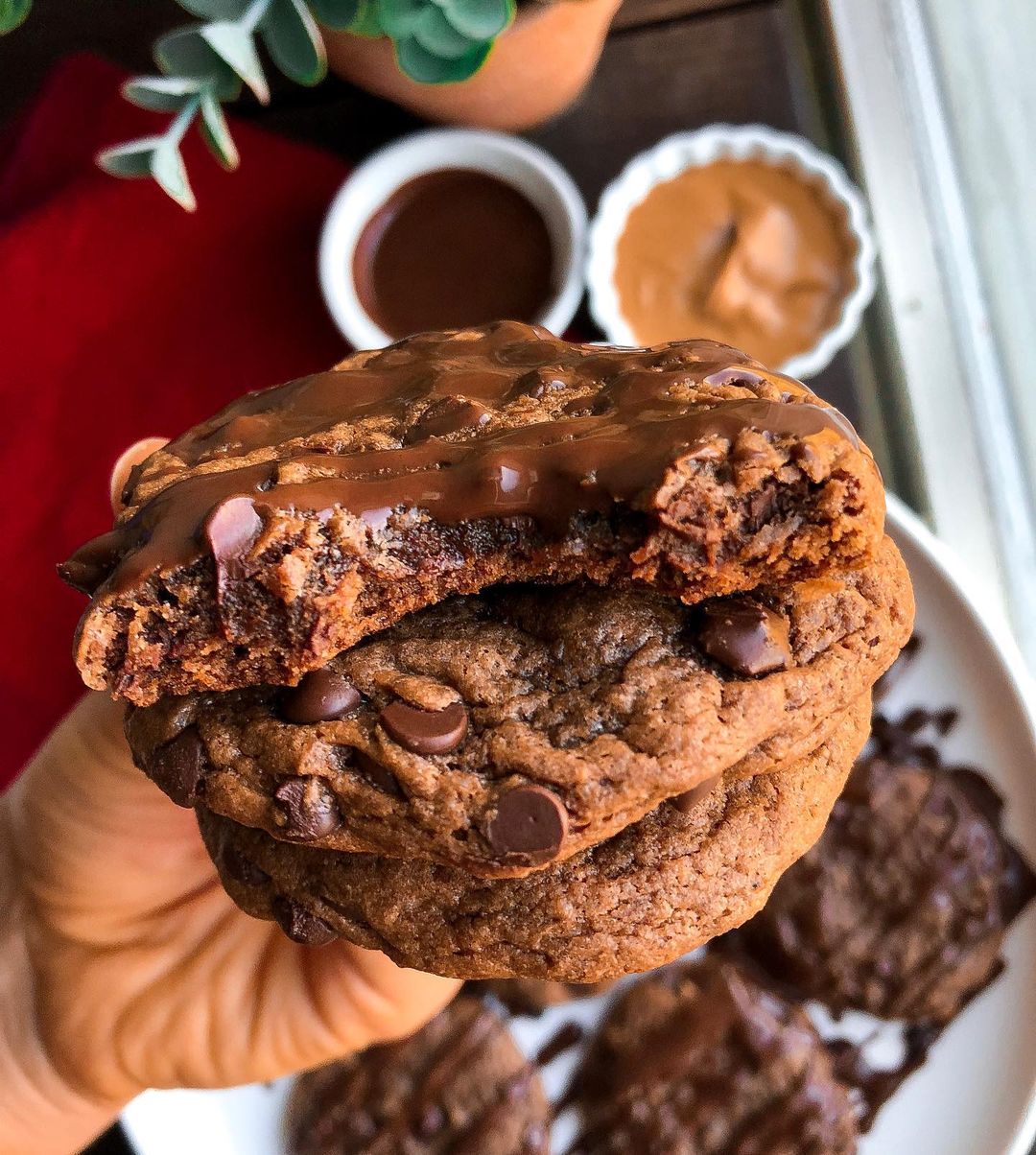 Paleo Flourless Double Chocolate Cookies