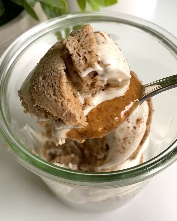 Fluffy and Flavorful Gingerbread Mug Cake
