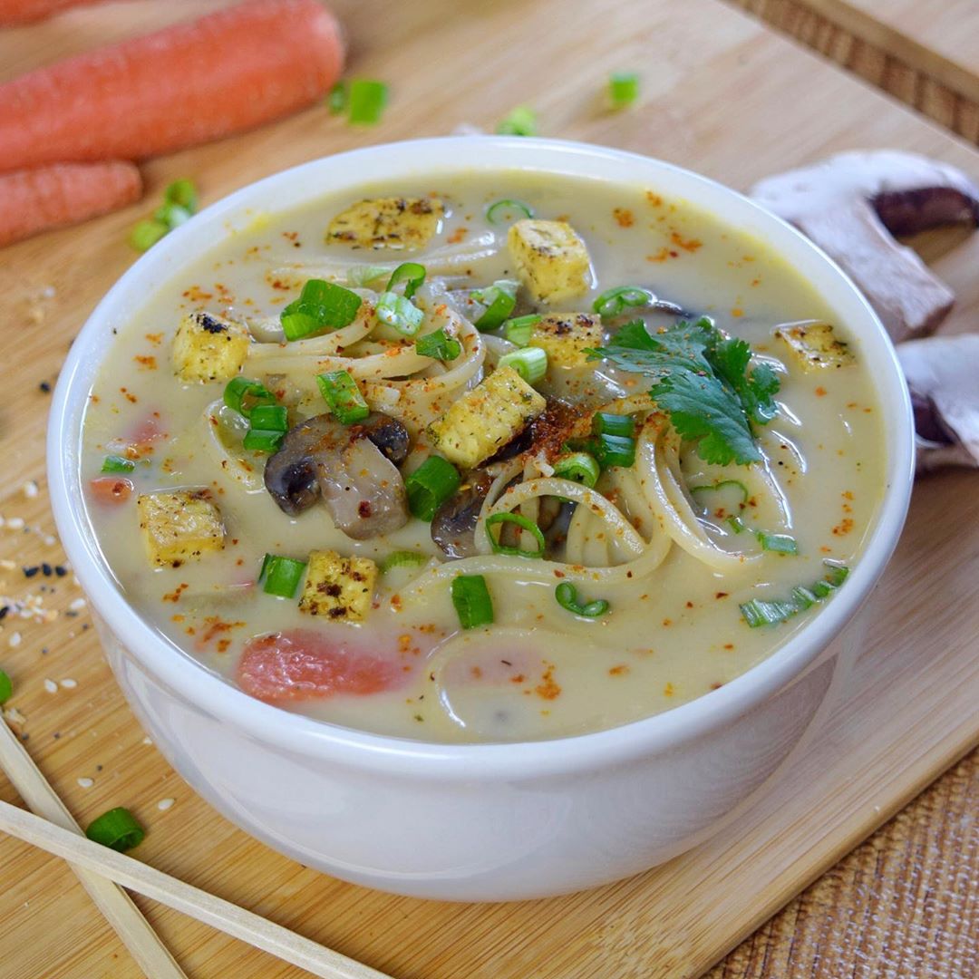 Creamy Vegan Ramen Soup