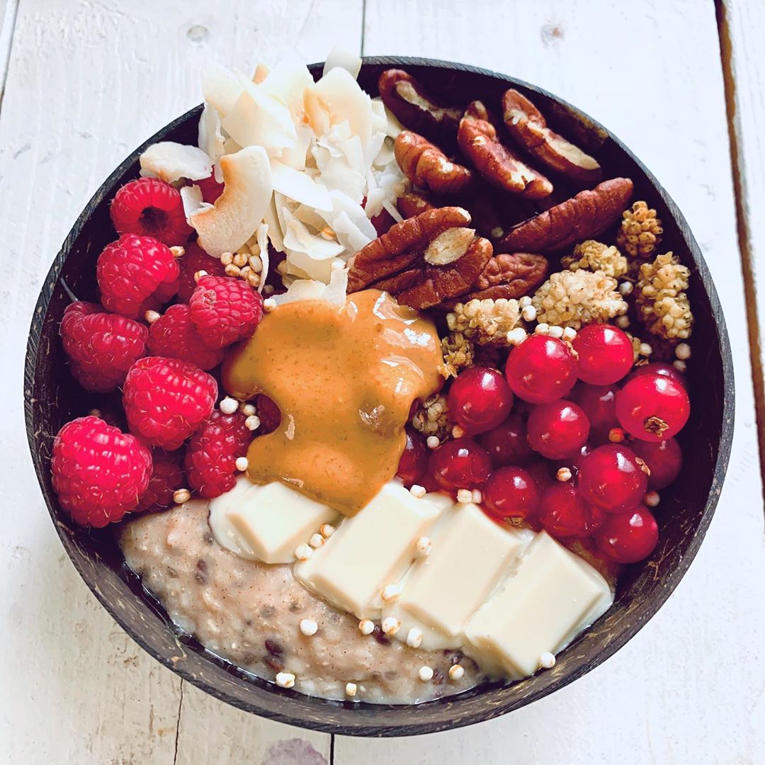 Healthy Oat Bowl with Nuts and Berries