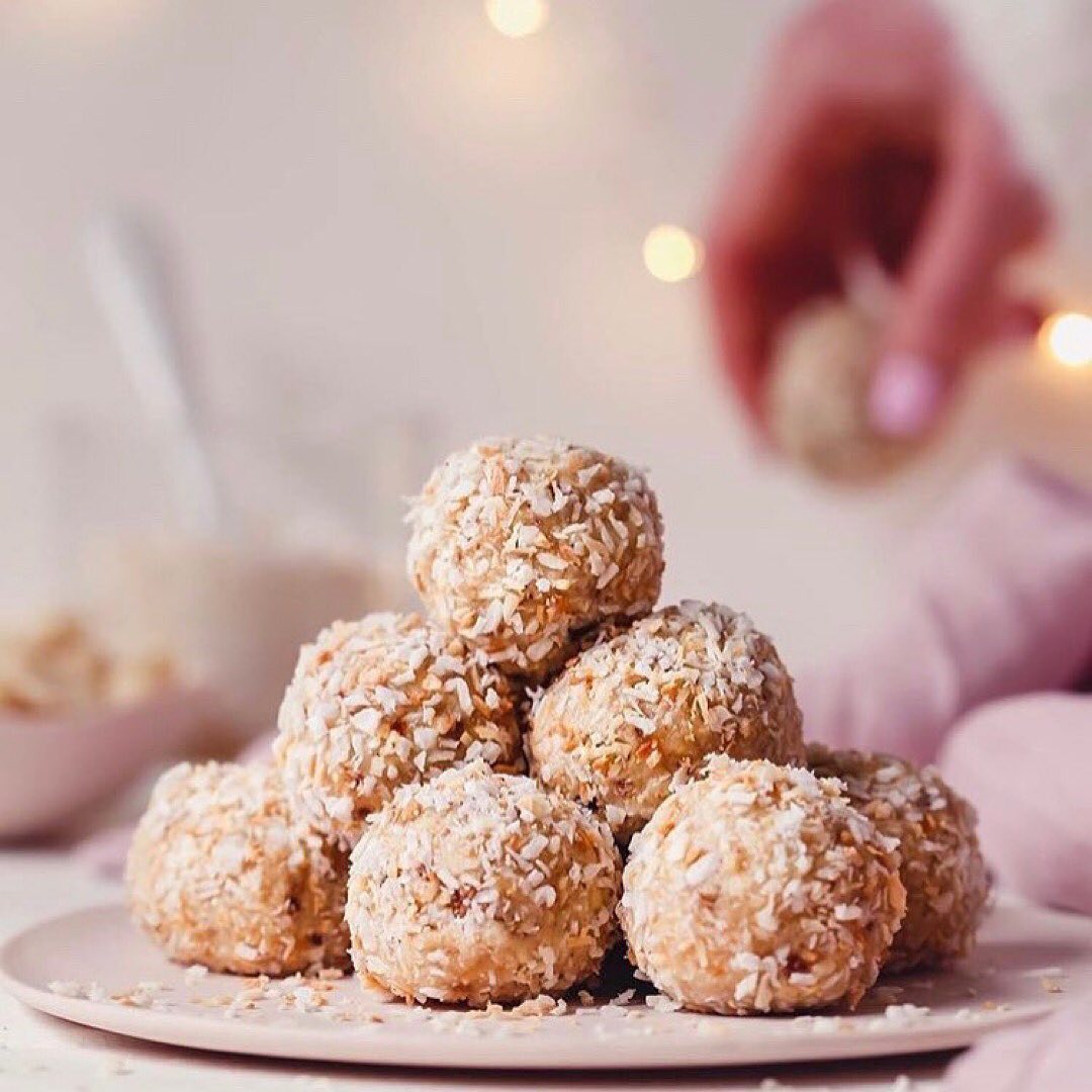 Gluten-Free Coconut Snowballs with Macadamia and Dates