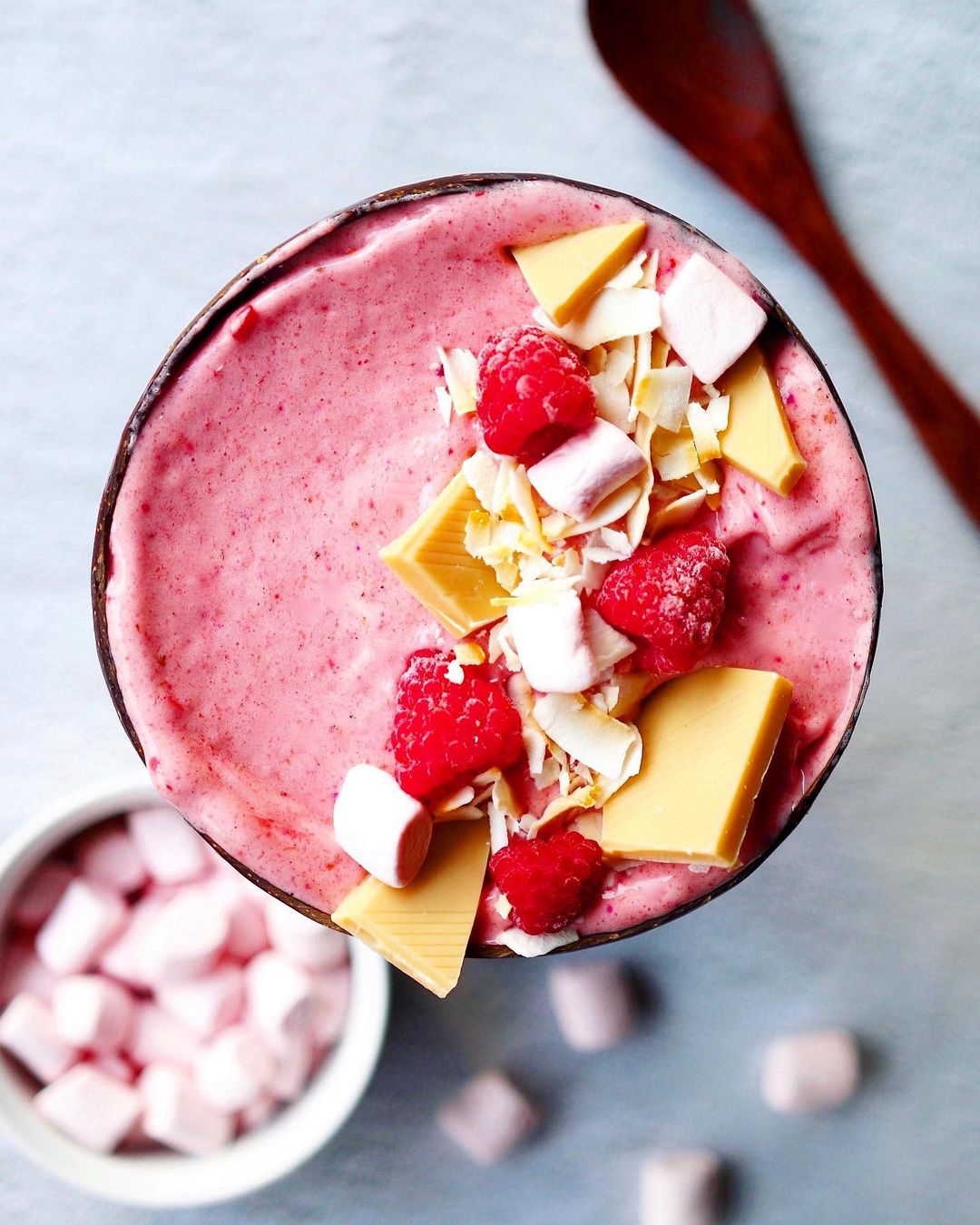 Pink Smoothie Bowl for Breakfast