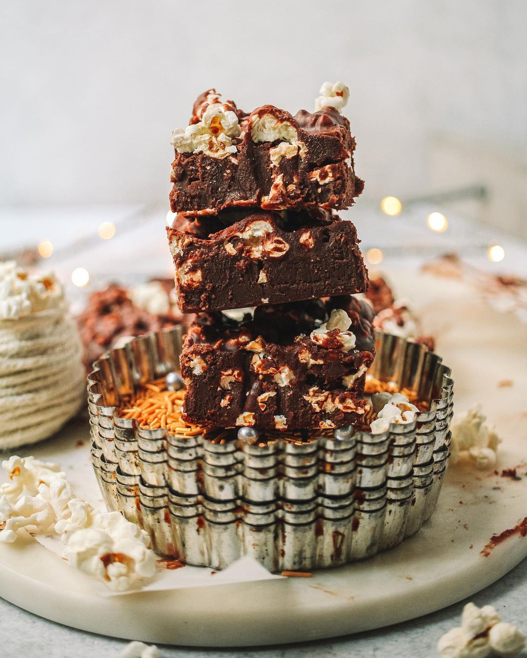 Vegan Peppermint Popcorn Fudge