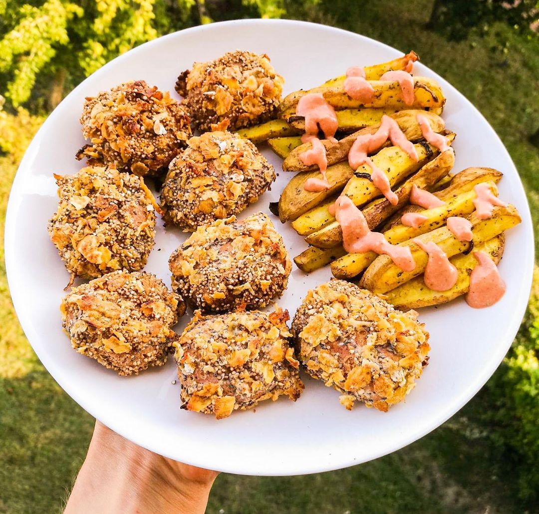 Easy Vegan Nuggets with Smoked Tofu and Spices