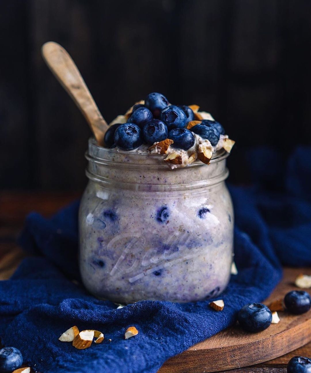 Overnight Oats with Blueberries and Banana