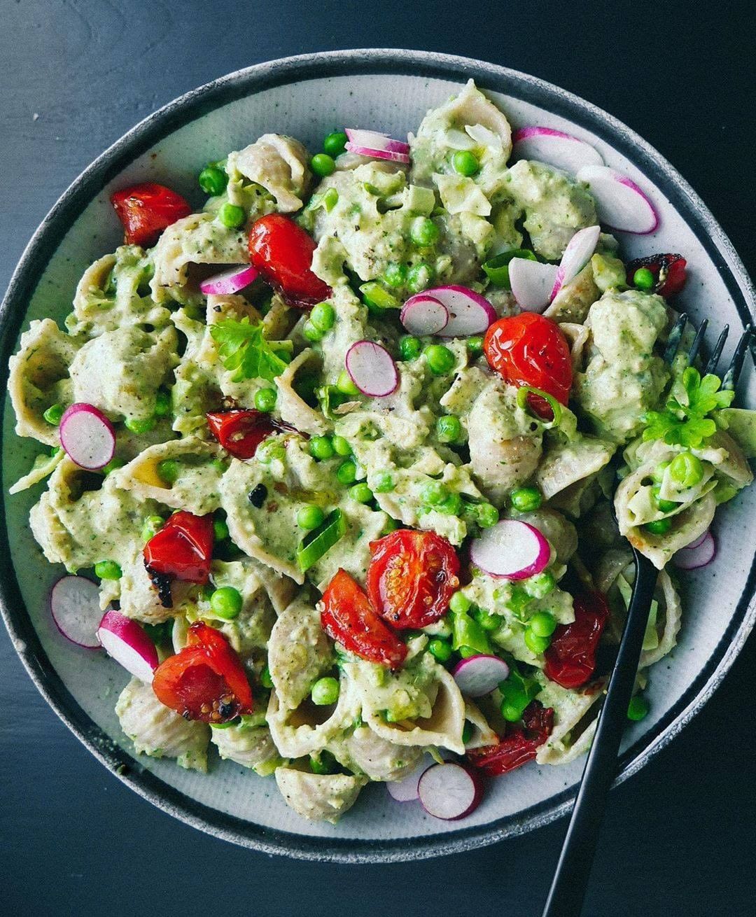 Creamy Pea Pasta Salad