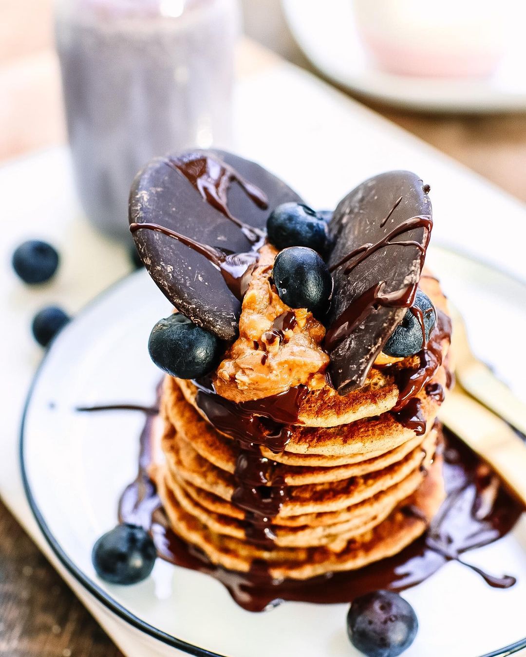 Delicious Cinnamon Oat and Banana Pancakes