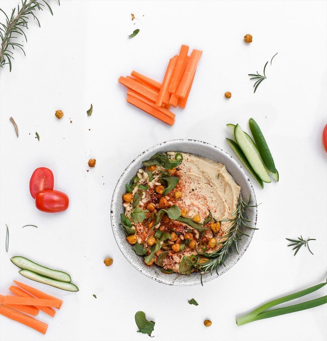 Delicious Homemade Hummus with Chickpeas and Tahini