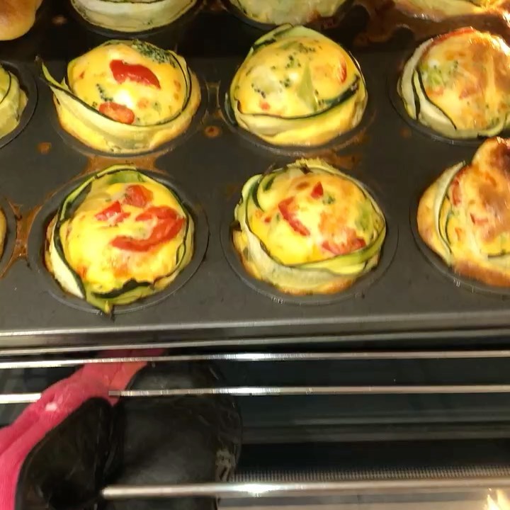 15min Veggie Eggy Courgette Baskets