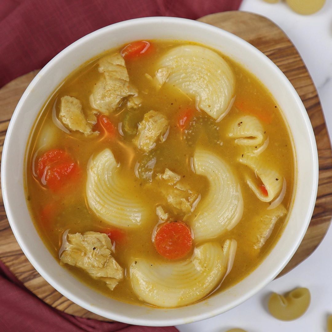 Vegan Chick'n Noodle Soup