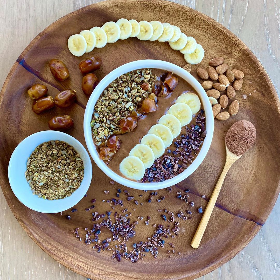 Energizing Cacao Banana Smoothie Bowl Delight