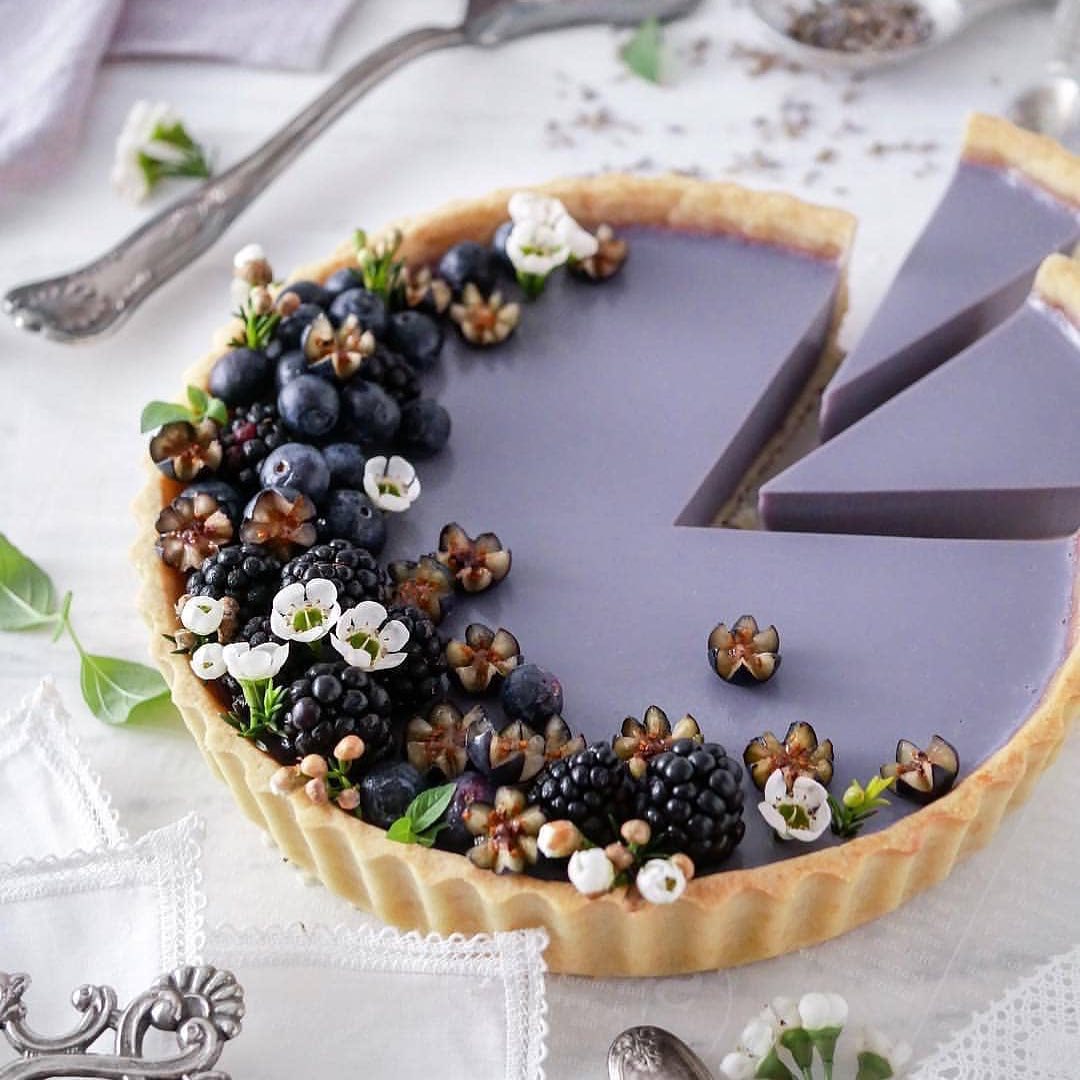 Lavender-Infused Pudding Tart with Shortbread Crust