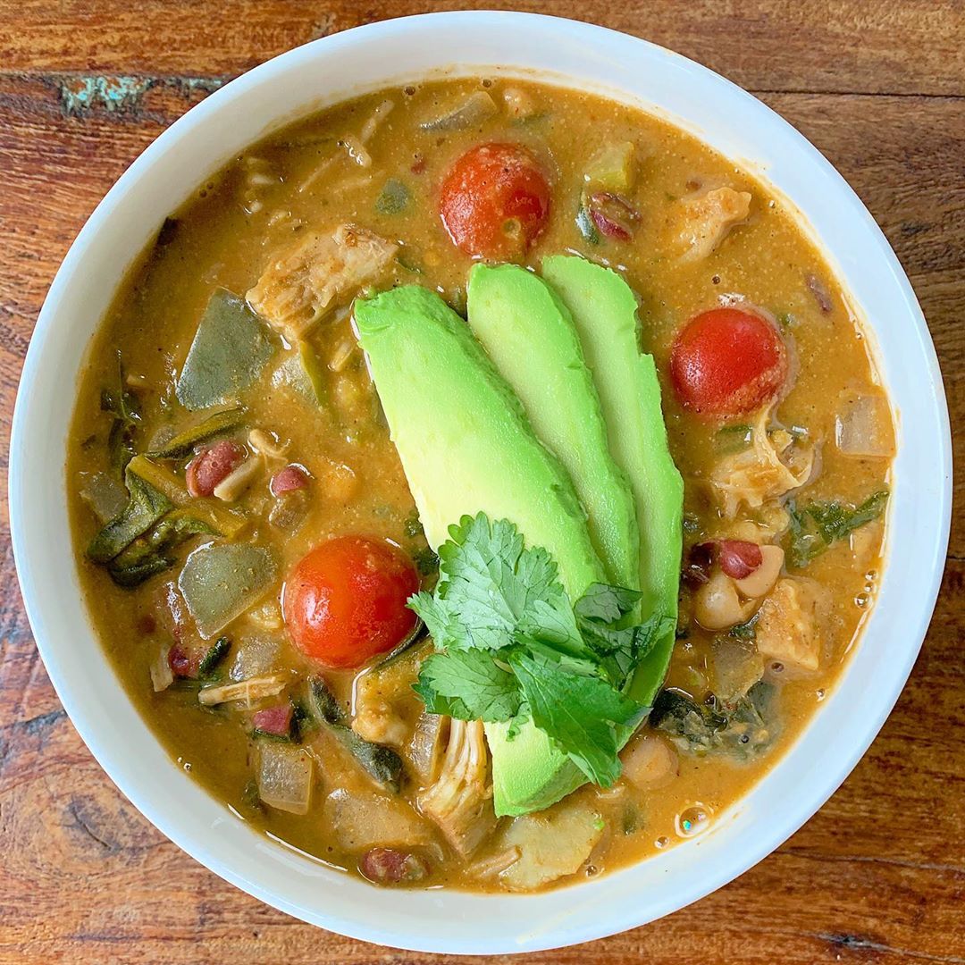 Creamy Vegan White Chicken Chili