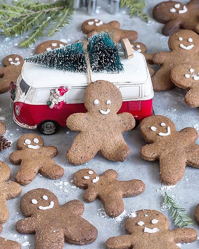 Easy Sugar-Free Gingerbread Cookies