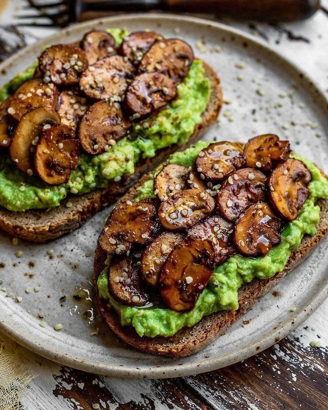 Avocado Garlicky Mushroom Toast